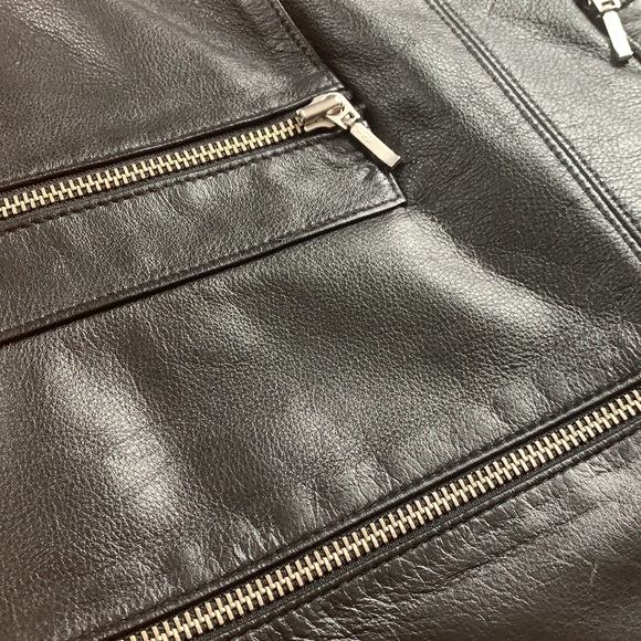 Danier Leather Zipper leather Mini skirt NWT, y2k, trendy quality pencil skirt - Picture 2 of 6